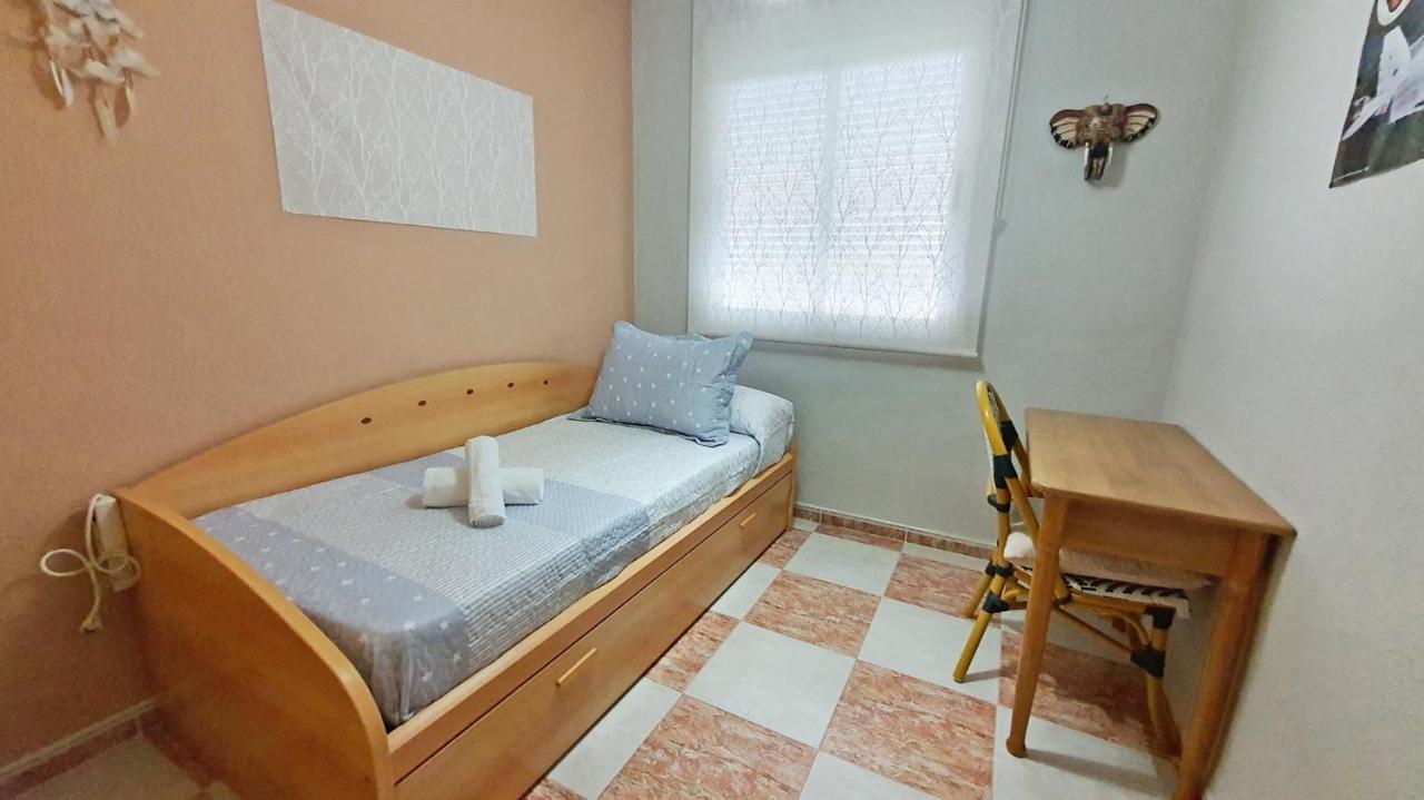 Les Gavines - Miramar Alquiler Solo Familias Apartment Exterior photo